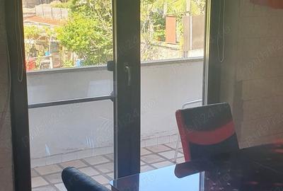 Apartament cu 4 camere decomandat în Central - 3