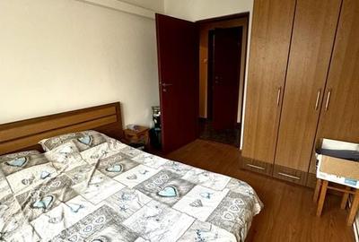 Tomis Nord - piața Ciresica 3 camere decomandate 67 mp - 12
