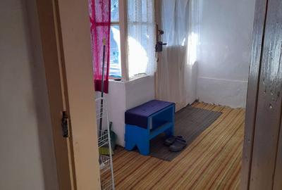 Casă cu 3 camere în Central