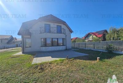 Vila lux 5 camere cu garaj arhitectura flamanda in Domnesti - 13