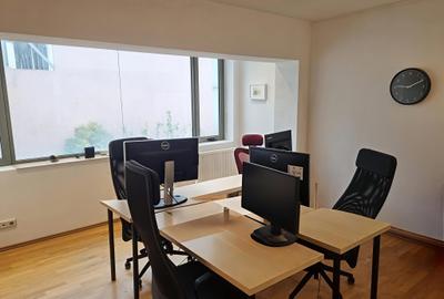 Birou, de 56 mp, în Unirii