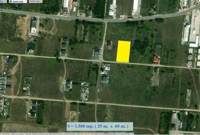 Tunari (adiacent Str. Stefan cel Mare), 1.500 mp. teren cu deschidere de 25 m. - 1