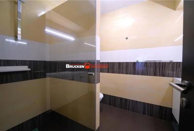 Apartament cu 3 camere în Nufărul - 11