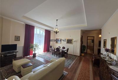 Apartament cu 3 camere decomandat în Central - 1