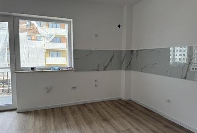 Apartament cu 2 camere decomandat în Tractorul - 18
