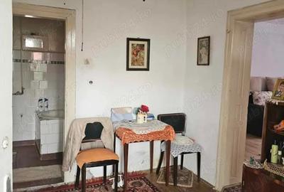 De vanzare casa