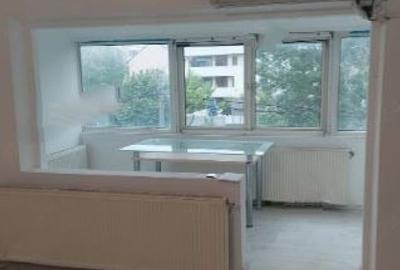 Apartament cu 3 camere decomandat, mobilat în Tineretului - 1