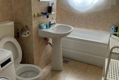 Garsonieră decomandată în 9 Mai - 2