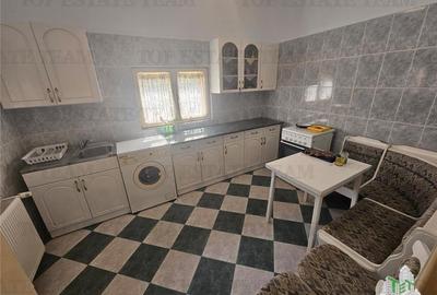 Casa cocheta cu gradina superba 800 metri ultracentral Gaesti - 4