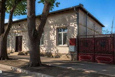Casă cu 4 camere în Central - 4