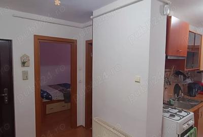 De inchiriat apartament 2 camere decomandat, mobilat ?i utilat etaj 1 De inchiriat apartament 2 camere decomandat, mobilat ?i utilat etaj 1 - 4