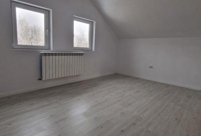 Casă cu 3 camere în Vârteju - 5