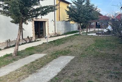 Casă cu 4 camere cu Teren 600 Mp în Trivale - 1