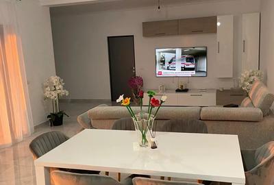 Vand casa cu 2500mp de teren. Zona frumoasa ?i lini?tita! Vand casa cu 2500mp de teren. Zona frumoasa ?i lini?tita! - 3