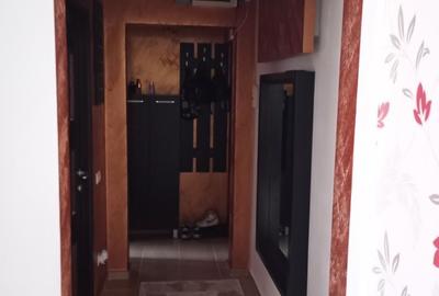 Apartament cu 3 camere semidecomandat în Central - 7