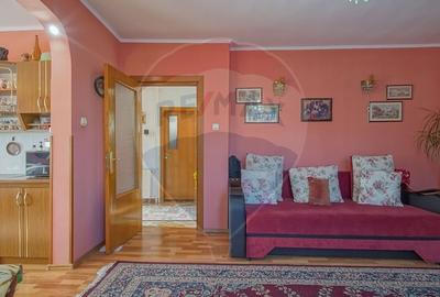 Casă cu 5 camere cu Garaj în Dârste - 10