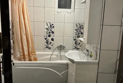 Apartament cu 4 camere decomandat în Găvana - 3