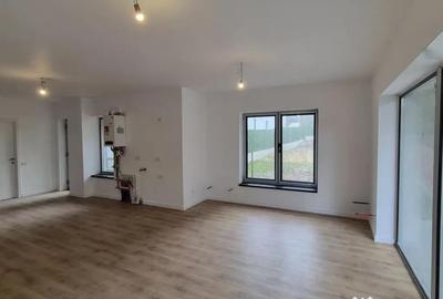 Apartament cu 2 camere decomandat în Zamora - 14