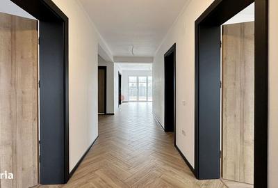 Casă cu 4 camere în Central