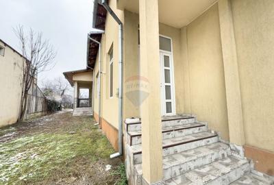 Casă cu 4 camere cu Teren 539 Mp în Rudului - 2