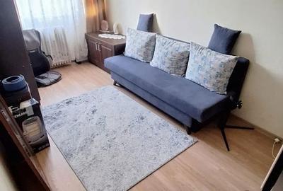 Apartament cu 3 camere semidecomandat în Calea București - 5
