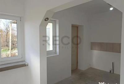 Casă cu 3 camere cu Teren 1677 Mp în Sântimreu - 1