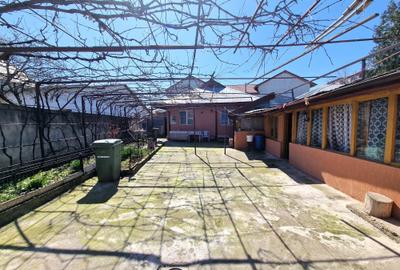 Casă individuală cu 2 camere cu Teren 275 Mp în Central - 1