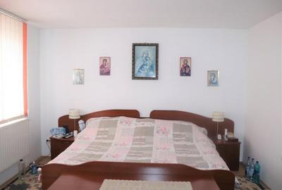 Casă cu 3 camere cu Teren 1880 Mp în Măgurele - 9