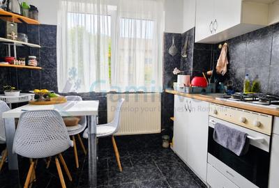 Apartament cu 3 camere semidecomandat în Nufărul - 8