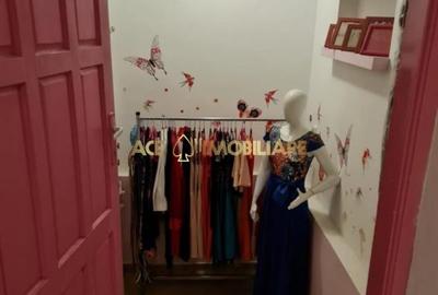 Casă individuală cu 5 camere cu Teren 235 Mp în Apărătorii Patriei - 9