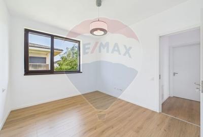 Casa / Vila cu 4 camere de vanzare in Bucuresti Ilfov, Otopeni - 10