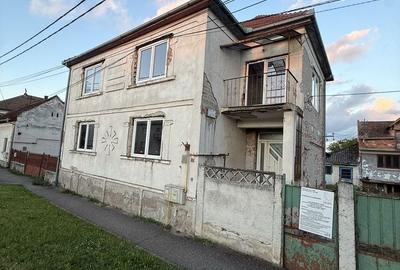 Casă cu 4 camere în Horea - 2
