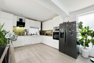 Casă individuală cu 4 camere cu Canalizare în Tunari - 8