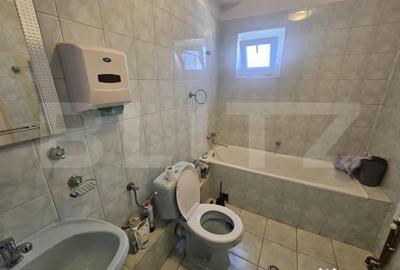 Spațiu comercial, de 350 mp, în Gruia - 8