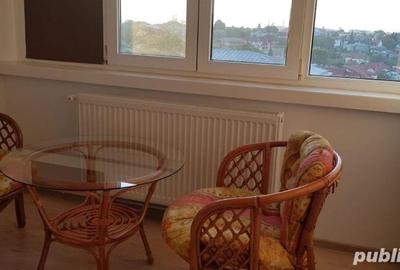 Apartament cu 3 camere decomandat în Central - 2