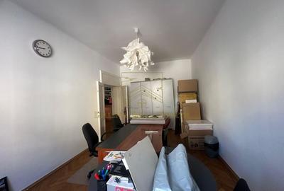 Vanzare - 4 camere  Str. Pasului - colt cu Armeneasca - 16