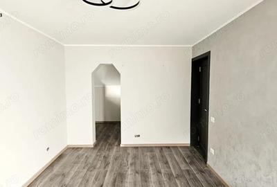 Vila cocheta prevazuta cu garaj si 500 mp teren,com.Alexandru cel Bun - 17