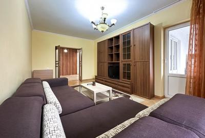 Apartament cu 3 camere decomandat, mobilat în Vitan