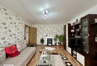 Apartament cu 4 camere decomandat în Giroc - 1