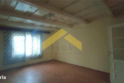 Casă cu 2 camere în Păuliș - 5