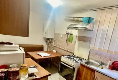 Casă cu 3 camere cu Canalizare în Central - 8