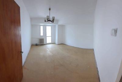 Apartament cu 3 camere decomandat în Drumul Taberei - 1