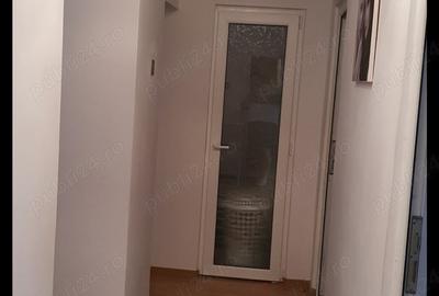 Apartament cu 4 camere decomandat în Central - 2