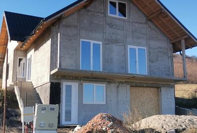 Casă cu 4 camere în Precista - 6