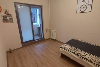 Apartament cu 3 camere decomandat în Decebal - 7