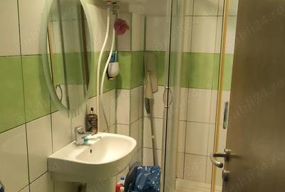 Casă cu 3 camere cu Teren 300 Mp în Bârsana