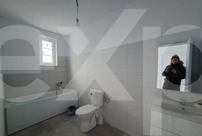 Casă cu 4 camere cu Canalizare în Trivale - 11