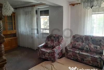 Apartament cu 3 camere decomandat în Aleșd - 4
