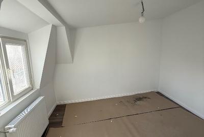 Casă individuală cu 3 camere cu Canalizare în Vitan - 8