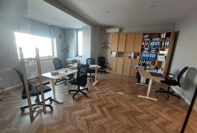 Bd. Mamaia - Delfinariu, spatiu BIROURI PREMIUM, MOBILAT - 10